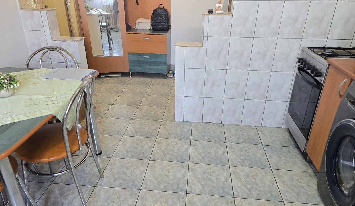 20260827_121051